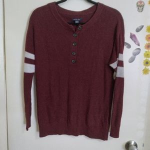 American Eagle sweater